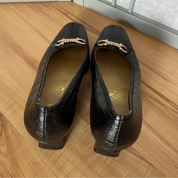 Vintage Salvatore Ferragamo Classic Pump 6.5 B - Picture 7 of 7